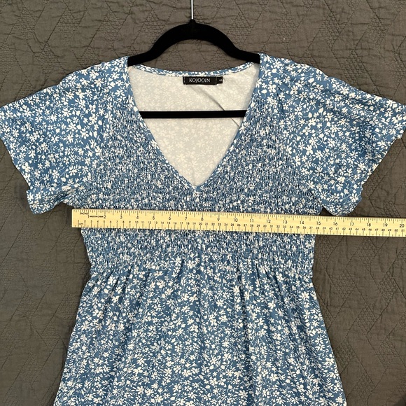 Maternity Smocked Short Sleeve Summer Dress V Neck Boho Ruffle Casual Swing Midi - Picture 4 of 11